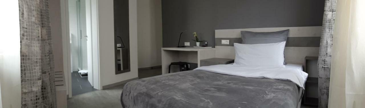 City Vibes Hotel Зинделфинген Екстериор снимка