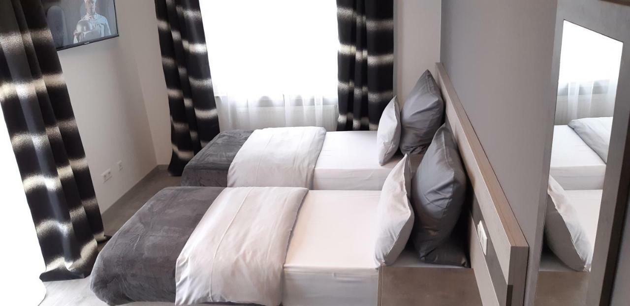 City Vibes Hotel Зинделфинген Екстериор снимка