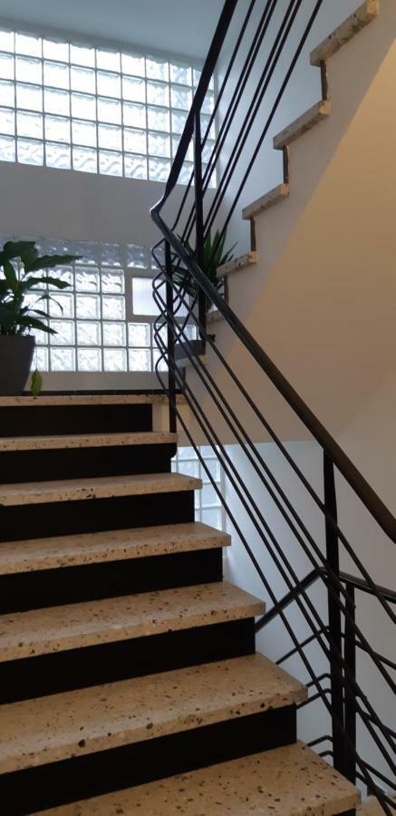 City Vibes Hotel Зинделфинген Екстериор снимка